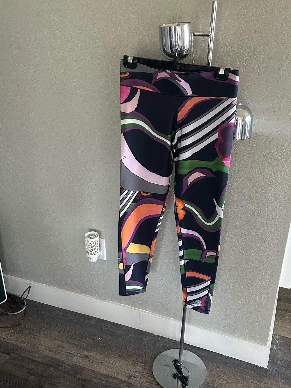 adidas -Climalite Leggings with Multicolor Abstract Wave Print